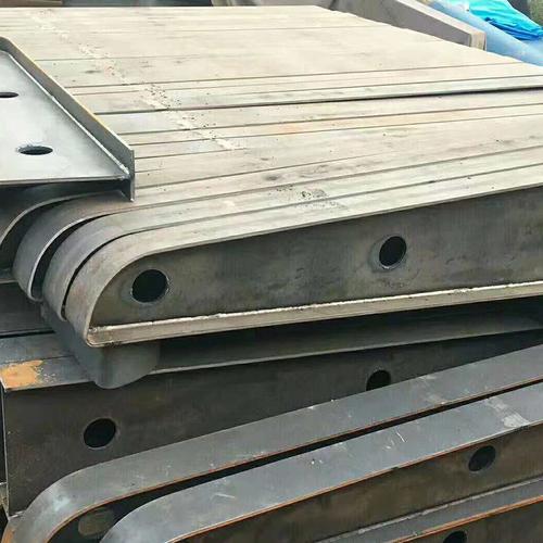 异形钢结构 钢框架 钢梁雨棚制作加工 设计钢结构框架生产厂家